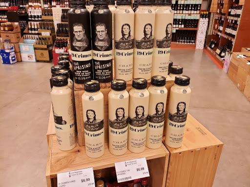 Liquor Store «Whitehouse Liquor & Wine», reviews and photos, 650 Hylan Dr, Rochester, NY 14623, USA