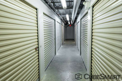 Self-Storage Facility «CubeSmart Self Storage», reviews and photos, 707 Enterprise Dr, Lewis Center, OH 43035, USA