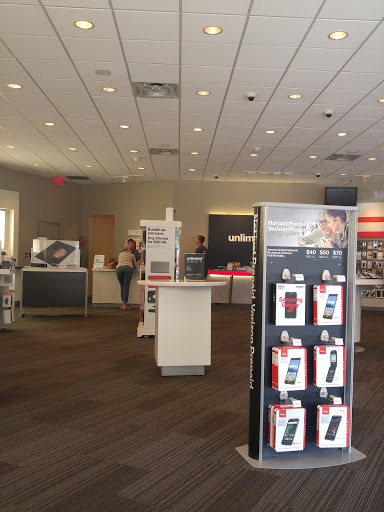 Cell Phone Store «Verizon», reviews and photos, 9431 US-19, Port Richey, FL 34668, USA