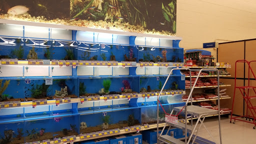Pet Supply Store «PetSmart», reviews and photos, 7574 Voice of America Centre Dr, West Chester Township, OH 45069, USA