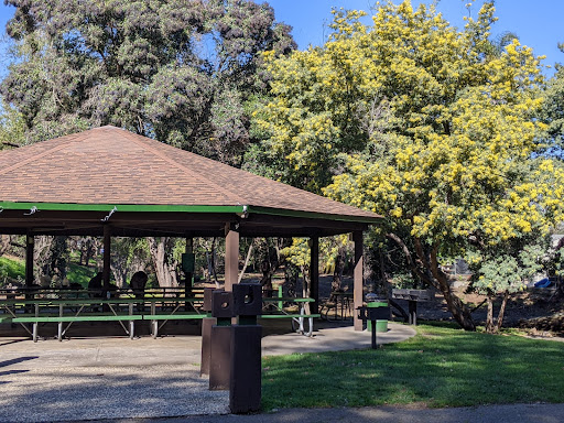 Park «Carlos Bee Park», reviews and photos, 1905 Grove Way, Hayward, CA 94546, USA