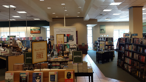 Book Store «Barnes & Noble Booksellers Sugarhouse», reviews and photos, 1104 E 2100 S, Salt Lake City, UT 84106, USA