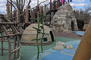 Palisades Recreation Center & Playground image