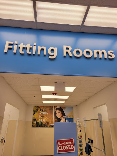 Clothing Store «Ross Dress for Less», reviews and photos, 13200 S Cicero Ave, Crestwood, IL 60445, USA