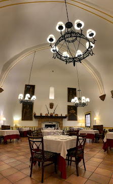 Restaurante Reyes de Aragón Monasterio de Piedra, 50210 Nuévalos, Zaragoza, España