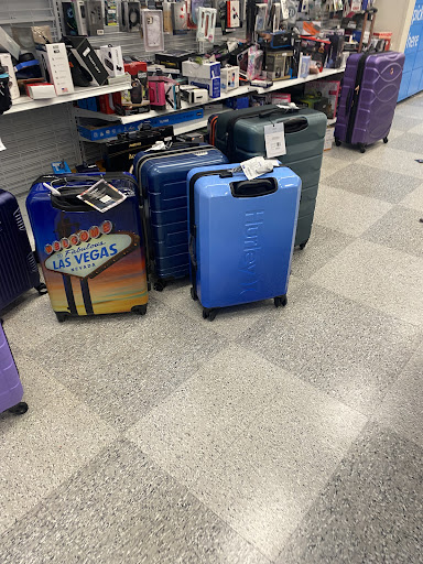 Clothing Store «Ross Dress for Less», reviews and photos, 2870 Chapel Hill Rd, Douglasville, GA 30135, USA