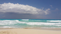 Photo de Umm al-Rakhm Beach et le règlement