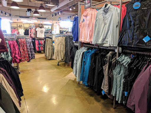 Sportswear Store «Columbia Sportswear Outlet Store at Outlets at Anthem», reviews and photos, 4250 W Anthem Way, Phoenix, AZ 85086, USA