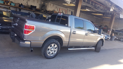 Auto Body Shop «Auto Perfections», reviews and photos, 950 E Whittier Blvd # B, La Habra, CA 90631, USA