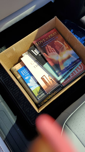 Thrift Store «New To You Upscale Resale Store», reviews and photos, 1700 W Roosevelt Rd, Broadview, IL 60155, USA