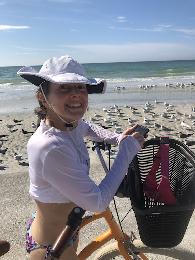 Bicycle Store «Rad Bicycles, Boards, Hobbies & Sup & Kayak Rentals», reviews and photos, 1401 Gulf Blvd #5, Indian Rocks Beach, FL 33785, USA