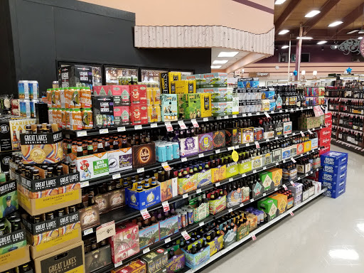 Supermarket «Giant Eagle Supermarket», reviews and photos, 4401 Mayfield Rd, South Euclid, OH 44121, USA