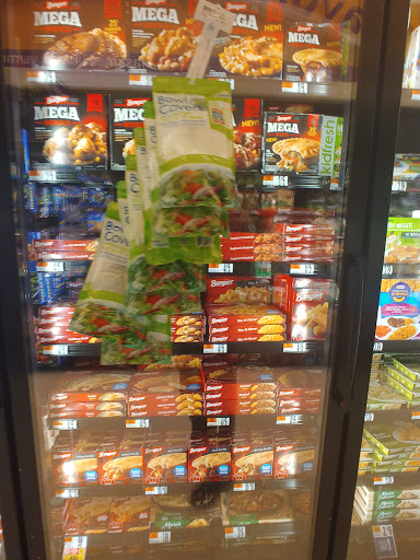 Grocery Store «Giant», reviews and photos, 61 Catoctin Cir NE, Leesburg, VA 20176, USA