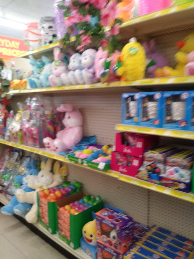 Shoe Store «Famous Footwear», reviews and photos, 4224 Kent Rd, Stow, OH 44224, USA