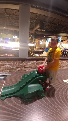 Restaurant «Main Event Entertainment», reviews and photos, 200 Quinn Dr, Pittsburgh, PA 15275, USA