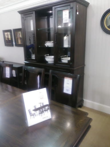 Furniture Store «Value City Furniture», reviews and photos, 2437 E Main St, Plainfield, IN 46168, USA