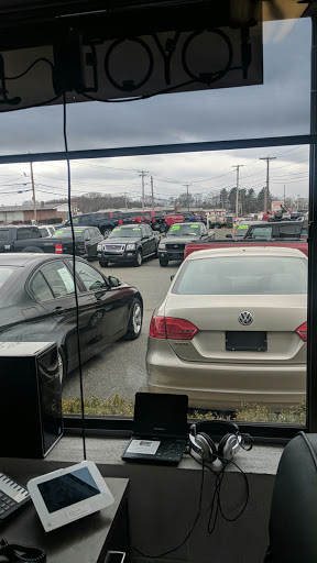 Used Car Dealer «Seekonk Auto Center», reviews and photos, 1810 Fall River Ave, Seekonk, MA 02771, USA