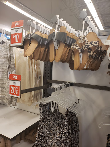 Clothing Store «Old Navy», reviews and photos, 5910 W 86th St, Indianapolis, IN 46278, USA