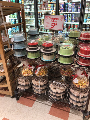 Grocery Store «Market Basket», reviews and photos, 95 Sutton Ave, Oxford, MA 01540, USA