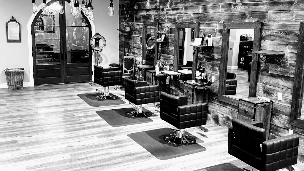 J West Salon & Spa 63129