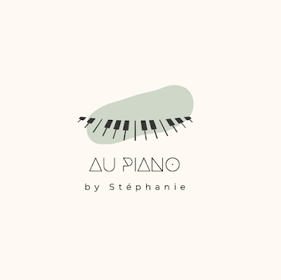 Au piano by Stéphanie à Mérignies
