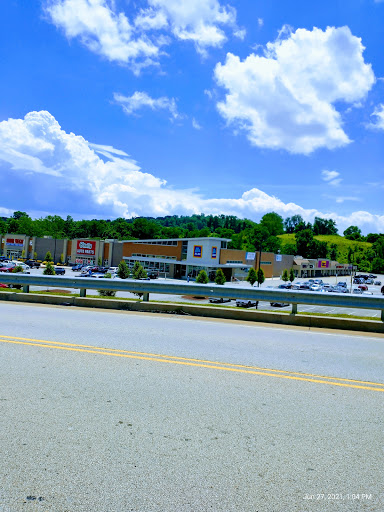 Supermarket «ALDI», reviews and photos, 772 Rostraver Rd, Belle Vernon, PA 15012, USA