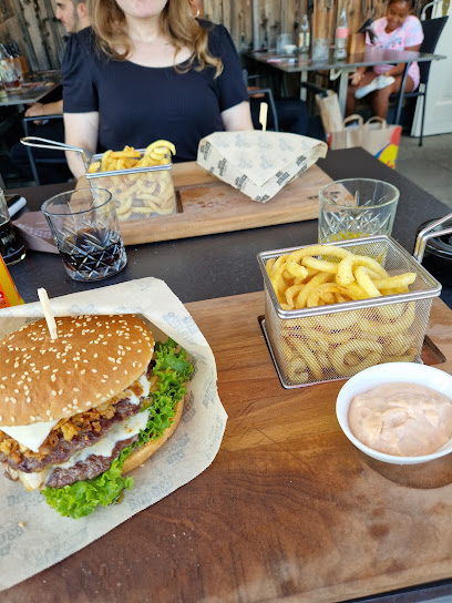 Big Burger Diner & Kurier Wittenbach