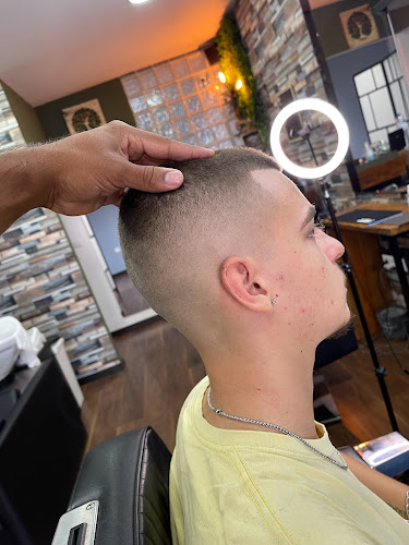 Avaliações doBarbearia O brasileiro em Vila Nova de Famalicão - Barbearia