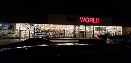 Pet Store «Pet World Warehouse Outlet», reviews and photos, 2984 S 108th St, Milwaukee, WI 53227, USA