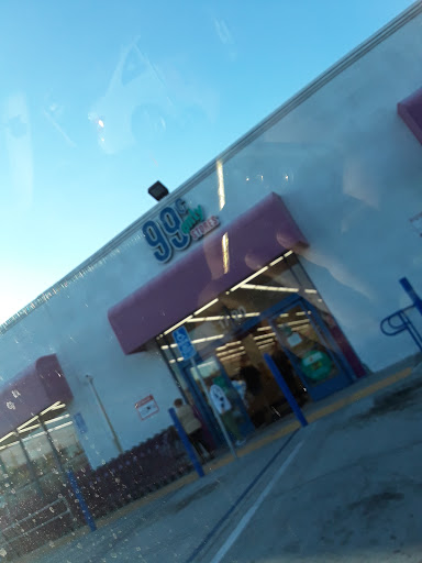 Discount Store «99 Cents Only Stores», reviews and photos, 1720 E Colorado Blvd, Pasadena, CA 91106, USA