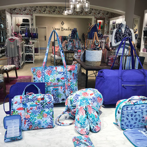 Fashion Accessories Store «Vera Bradley», reviews and photos, 1 Outlet Blvd #296, Wrentham, MA 02093, USA