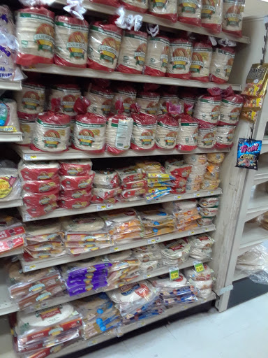 Supermarket «Chavez Supermarket», reviews and photos, 1157 W Tennyson Rd, Hayward, CA 94544, USA