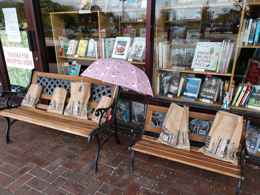 Book Store «Book Bin», reviews and photos, 1151 Church St, Northbrook, IL 60062, USA