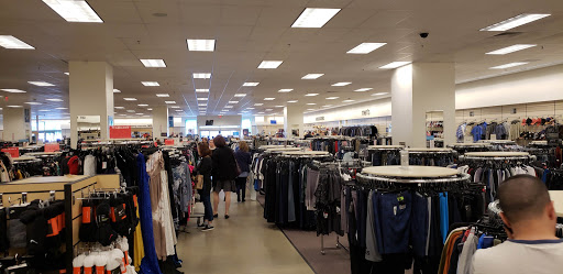 Department Store «Nordstrom Rack Bergen Town Center», reviews and photos, 510 Bergen Town Center, Paramus, NJ 07652, USA