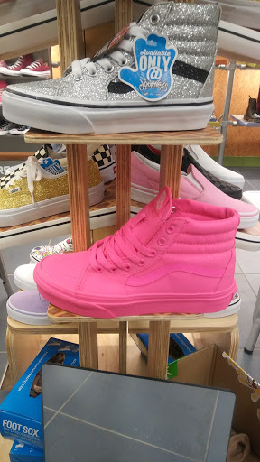 Shopping Mall «Mall St. Vincent», reviews and photos, 1133 St Vincent Ave #200, Shreveport, LA 71104, USA