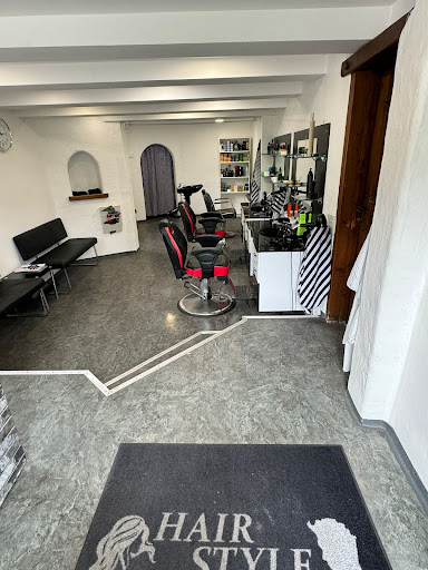 Hairstyle Eda by Yunus In Telfs