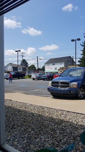 Used Car Dealer «J.D. Byrider», reviews and photos, 2460 Freemansburg Ave, Easton, PA 18042, USA