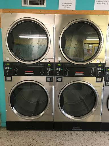 Laundromat «24 Hour Coin Laundry», reviews and photos, 611 James Lee Rd, Fort Walton Beach, FL 32547, USA