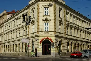 Ambulatorium Rosensteingasse Institut f physikalische Medizin image