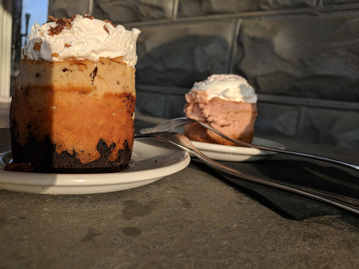 Bakery «Desserts Etc., by The Hershey Pantry», reviews and photos, 840 E Chocolate Ave, Hershey, PA 17033, USA