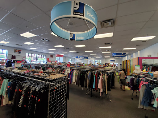 Thrift Store «Goodwill Retail Store & Donation Center», reviews and photos, 2936 Annandale Rd, Falls Church, VA 22042, USA