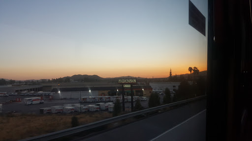 Truck Rental Agency «U-Haul of Riverside», reviews and photos, 1834 Spruce St, Riverside, CA 92507, USA