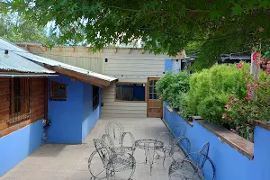 Hostel Cuatro Cerros image