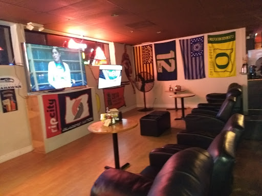 Sports Bar «Stadiums Sports Bar», reviews and photos, 16065 SE McLoughlin Blvd, Oak Grove, OR 97267, USA