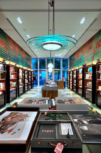 Book Store «TASCHEN Store Miami», reviews and photos, 1111 Lincoln Rd, Miami Beach, FL 33139, USA