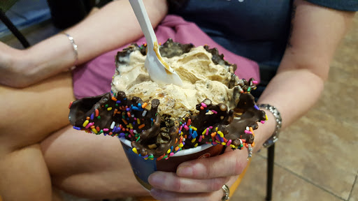 Ice Cream Shop «Cold Stone Creamery», reviews and photos, 9917 Southpoint Pkwy, Fredericksburg, VA 22407, USA