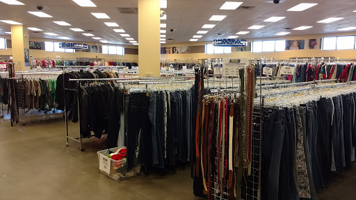 Thrift Store «Goodwill - Mt. Island», reviews and photos