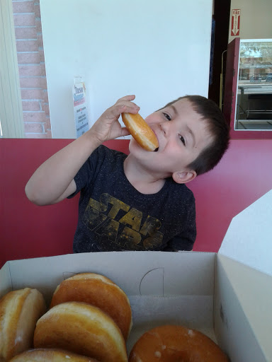 Donut Shop «Donut King», reviews and photos, 150 W Grant Rd, Tucson, AZ 85705, USA