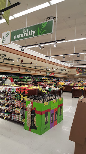 Grocery Store «Kroger», reviews and photos, 1735 N Memorial Dr, Lancaster, OH 43130, USA