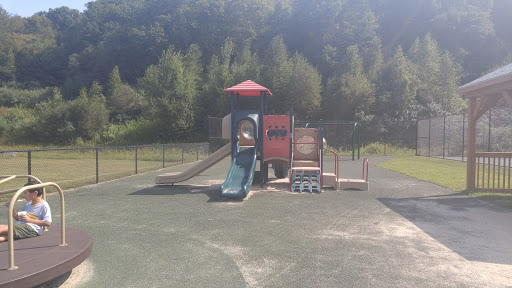 Park «Bethany Veterans Memorial Park», reviews and photos, 265 Beacon Rd, Bethany, CT 06524, USA